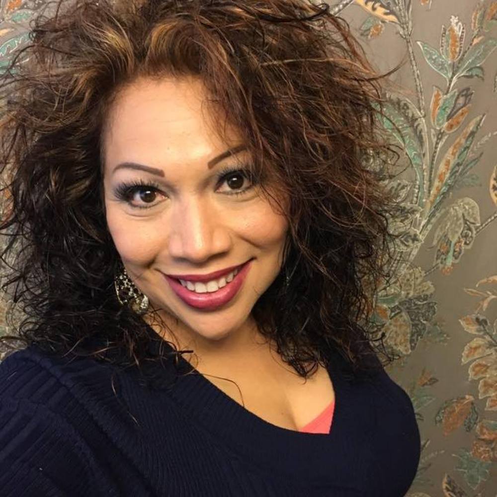 Meet your Posher, Maria